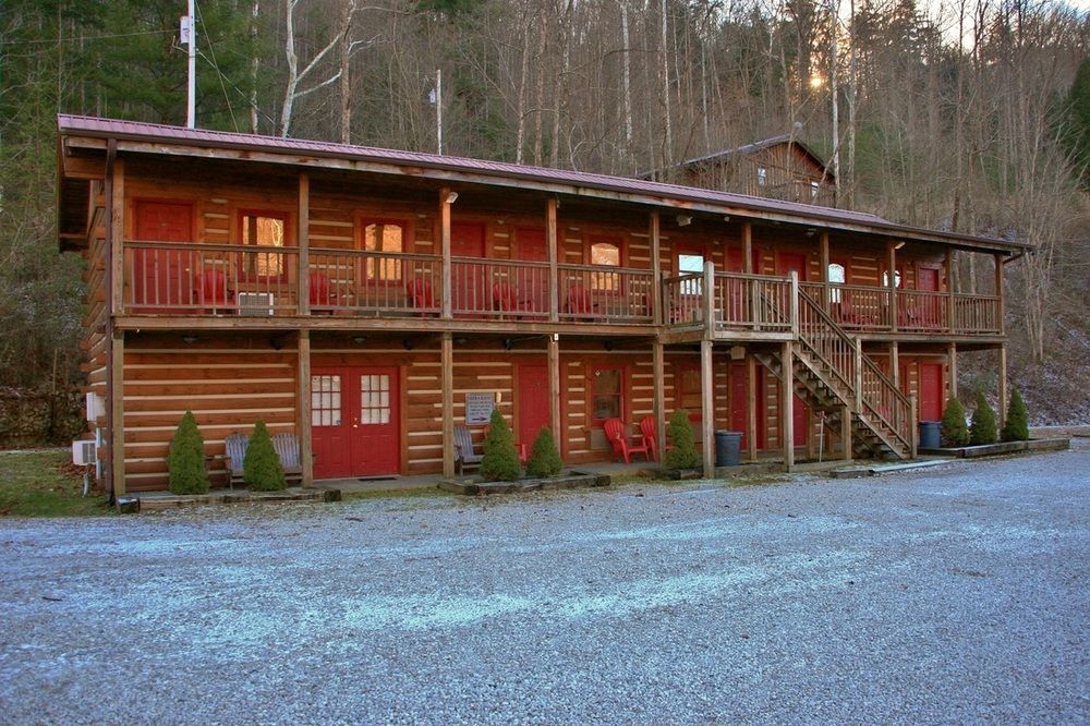 Black Bear Lodge Motel Slade Exterior foto